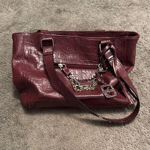 Ellen Tracy Red Shoulder Bag with Glossy Finish